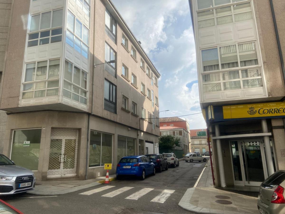 Lalin Centro Urbano, Comodo Y Funcional Esterno foto